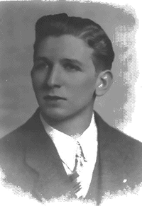 Irving Gushin, 1938 (age 19)